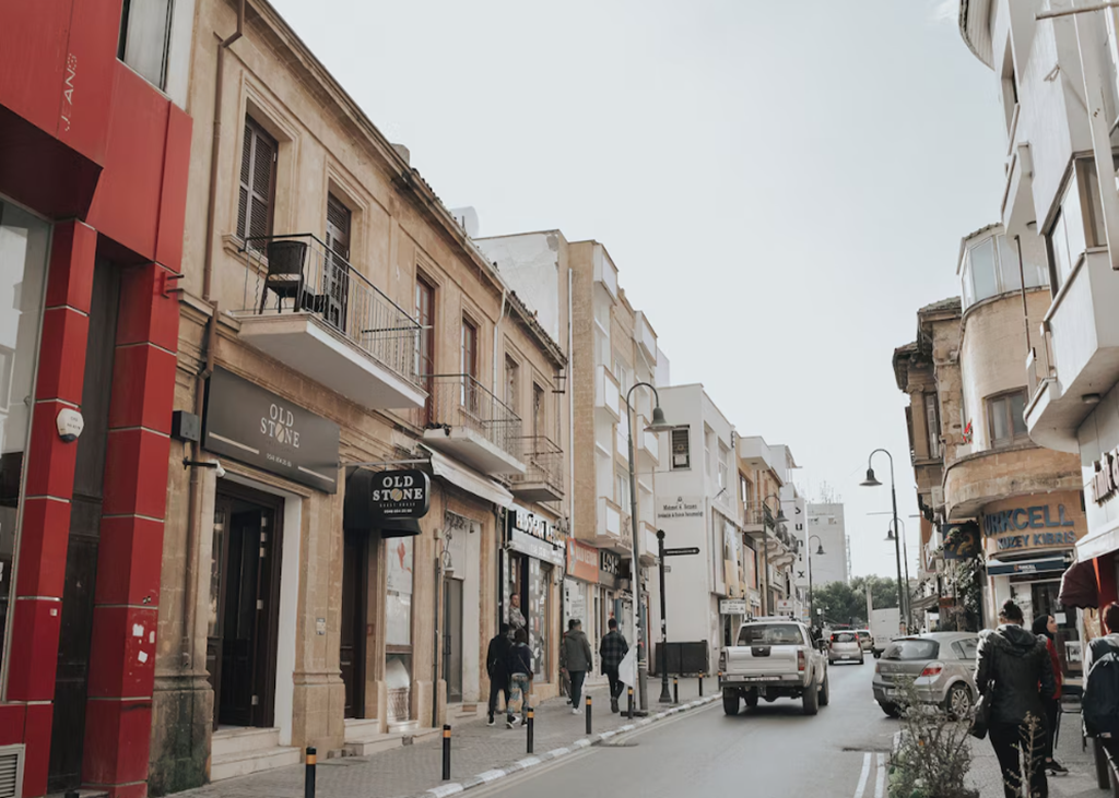 Tarihin Yaşadığı Yerde Kalın: Girne Kapısı & Old Stone Boutique Hotel, Lefkoşa